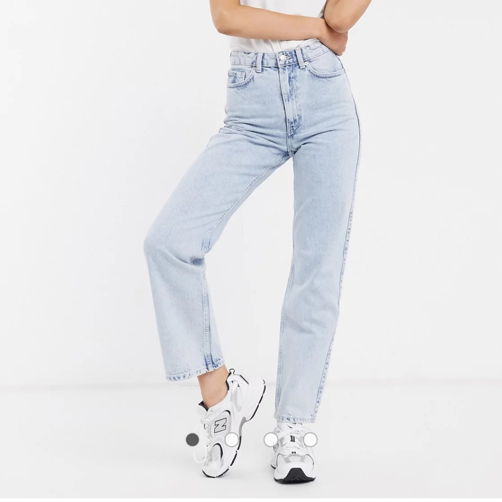 NWOT Weekday Rowe Extra High Waist Straight Jeans